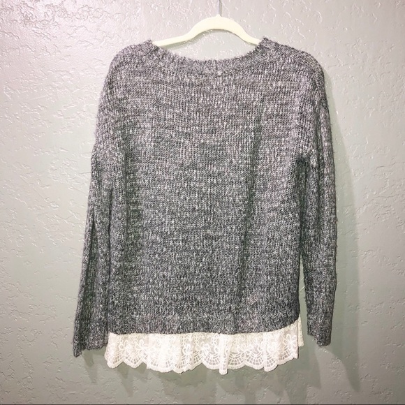 Gray knit lace hem sweater - Picture 3 of 8